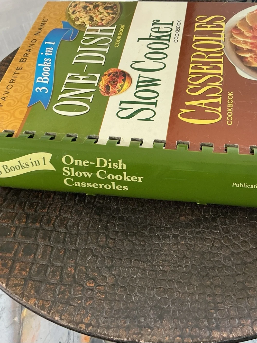 One Dish Slow Cooker Casseroles 3-in-1 Cookbook Spiral Bound 💞